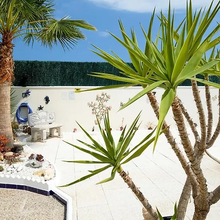 بيت للعطل Villas De La Veleta تورّيفيِخا